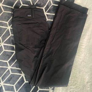Women’s 6 Patagonia Hiking Pants